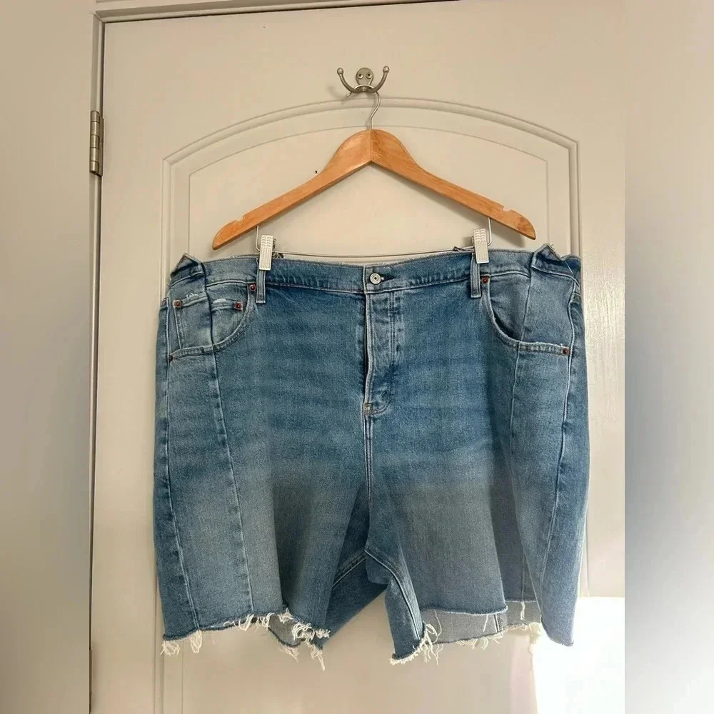 Abercrombie & Fitch 7 Inch Dad Denim Jorts Shorts size 36 NWOT 90s chic beach